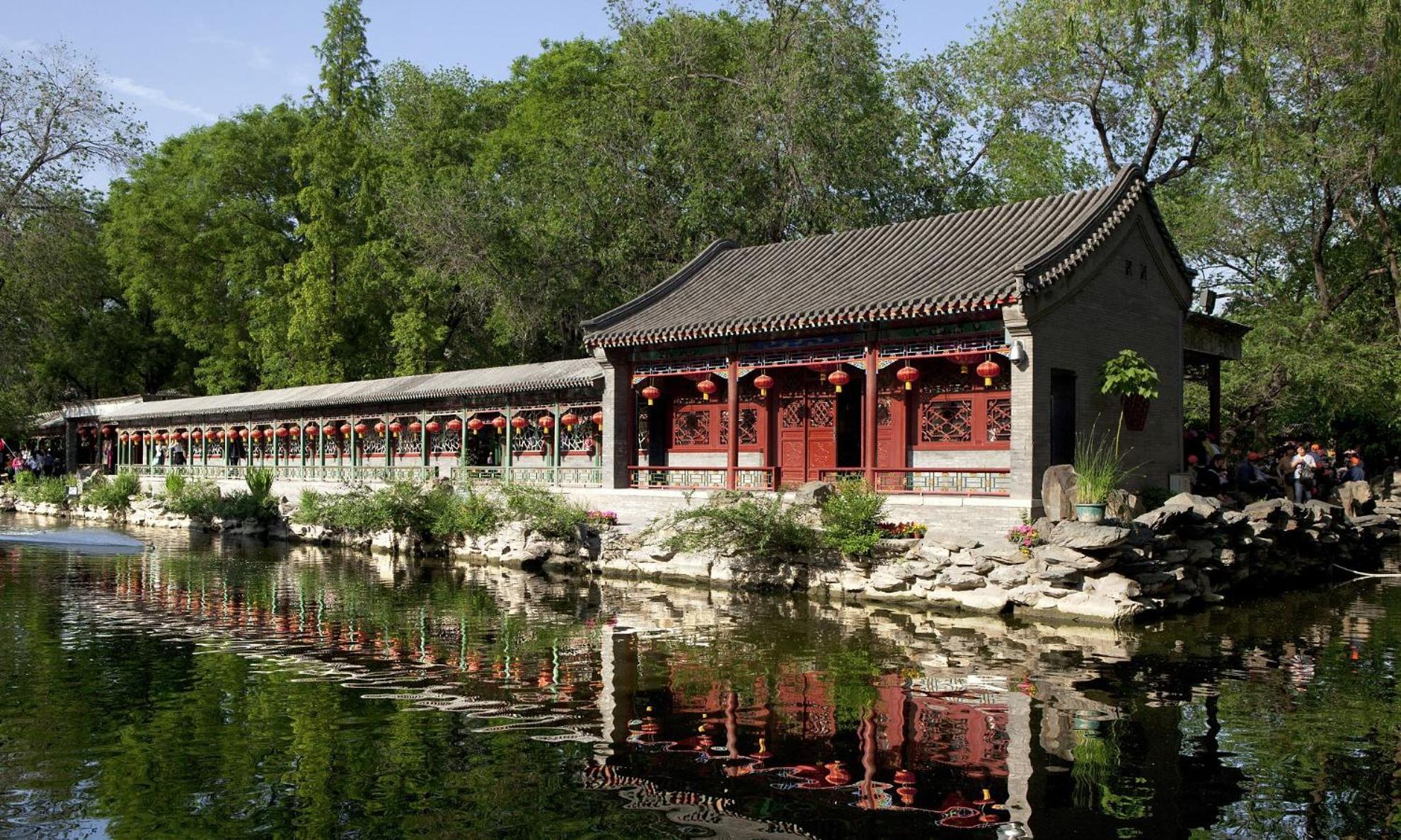 Nostalgia Hotel Near Prince Gong'S Mansion- Beihai Park, Tian'Anmen Square, Nanluoguxiang Hutong, Huguosi Hutong Snack Street, 5 Minutes Walk Away From Ping'Anli Subway Station, Free Ice Cream And Laundry Service,English Communication Well Пекин Экстерьер фото